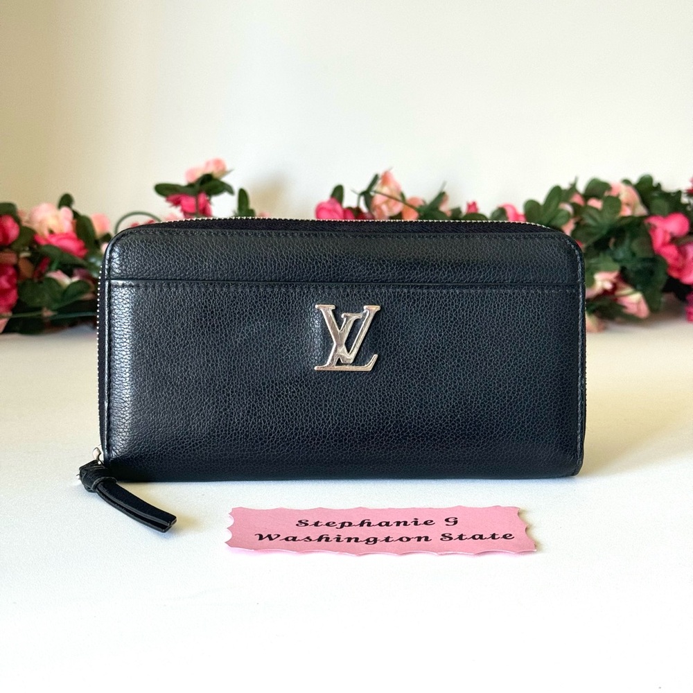 Louis Vuitton Lockme Noir Zippy Wallet🖤🖤